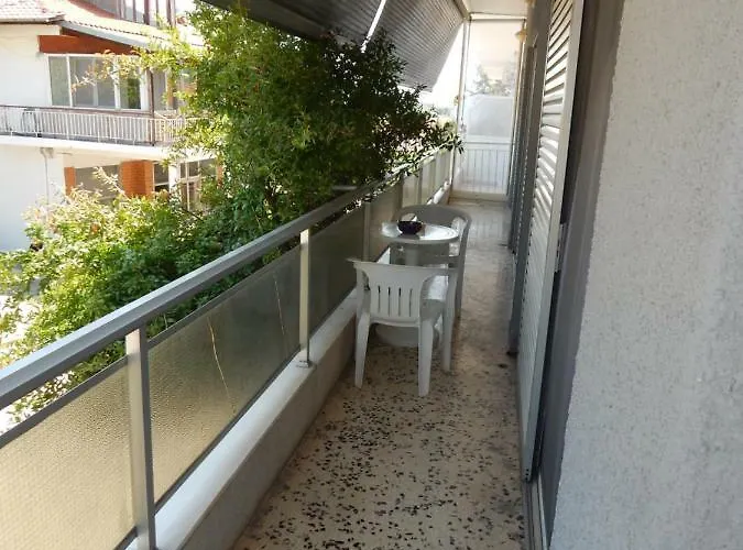 Zira House Makrigialos