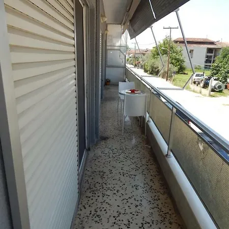 Zira House Makríjalosz