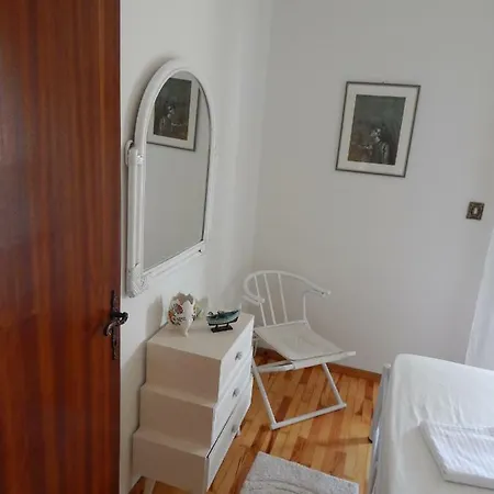 Nyaraló Zira House
