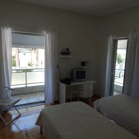 Zira House בית נופש